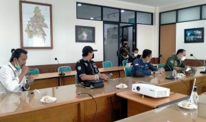 Empat Organisasi Motor Datangi Pemkot Cimahi, Nyatakan Siap Dukung Pemerintah Kunjungan empat ketua geng motor ke Pemkot Cimahi, (Intan Aida/Jabar Ekspres)
