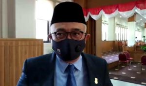 Ketua DPRD Cimahi Achmad Zulkarnain, Senin (16/8)(Intan Aida/Jabar Ekspres)