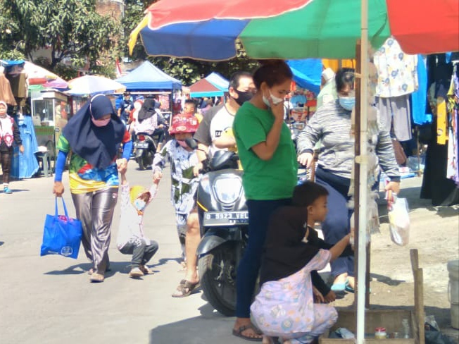 Pasar Rancaekek Pasar Minggu Rancaekek Kencana Kembali Bergeliat, Lurah Berharap Ini ...