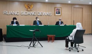 Terlalu Ringan! Sanksi Wakil Ketua KPK Lili Pintauli, Begini Komentar Pukat UGM Wakil Ketua KPK Lili Pintauli Siregar saat menjalani sidang pembacaan putusan pelanggaran etik di hadapan majelis etik di gedung KPK Jakarta, Senin (30/8) (Humas KPK)