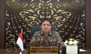 Menteri Koordinator Bidang Ekonomi Airlangga Hartarto ketika jadi pembicara pada acara pencegahan korupsi