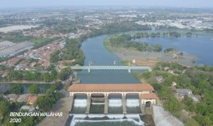 Program penanganan banjir di Cirtarum dengan di buat bendungn penanggulangan banjir