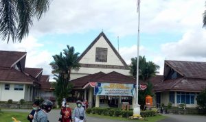 Sebanyak 18 Rumah Sakit Rujukan Disiapkan untuk PON Papua Rumah Sakit Umum Daerah (RSUD) Mimika di Jalan Yos Sudarso, Kelurahan Wonosari Jaya SP4 Timika menjadi salah satu rumah sakit rujukan pada penyelenggaraan PON XX Papua pada 2-15 Oktober 2021. ANTARA/Evarianus Supar