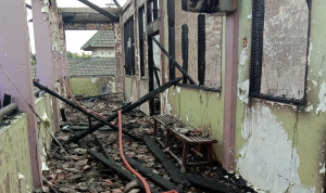 Bangunan SMP Raudhlatul Jannah Bekasi Hangus Dilalap Api