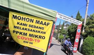 Spanduk Himbauan patuhi Prokes Kelurahan Sekejati.