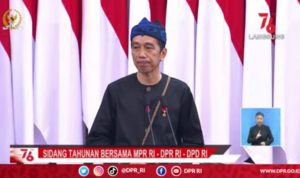 Jokowi Sebut Kritikan dari Masyarakat Sangat Penting untuk Pembangunan Jokowi Sebut Kritikan dari Masyarakat Sangat Penting untuk Pembangunan