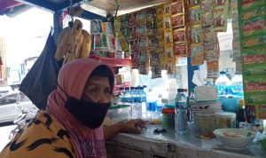 Dok. Tini (salah seorang PKL dijalan Otista)