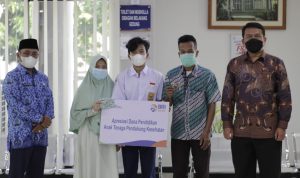 Peringati Hari Kemerdekaan RI Ke-76, BRI Beri Beasiswa Bagi 1.800 Anak Tenaga Pendukung Kesehatan