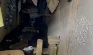 Kondisi gorong-gorong di kawasan Pasteur, Kota Bandung, yang disulap menjadi tempat tinggal. (Tangkap layar akun resmi Instagram Kadis DPU Kota Bandung, Didi Ruswandi/@didi_ruswandi, Selasa (23/8).