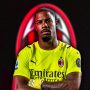Kiper baru AC Milan, Mike Maignan. Foto: (FootbalI Italia)