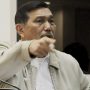 Menko Marves Luhut Binsar Pandjaitan yang melaporkan balik Fatia dan Haris dengan kasus pencemaran nama baik terhadap dirinya.