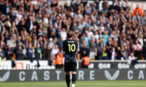 Striker sekaligus kapten Tottenham Hotspur, Harry Kane. Foto: Twitter @HKane