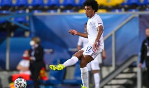 Bek Sevilla, Jules Kounde saat bermain untuk timnas Prancis pada 31 Maret 2021. ANTARA/AFP/ATTILA KISBENEDEK