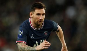 messi psg cedera bertanding