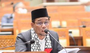Anggota DPR RI Fraksi Partai Keadilan Sejahtera (PKS), Alifudin mengatakan agar publik tidak memberikan perundungan atau bullying terkait beredarnya rekaman video yang memperlihatkan para santri sedang ikuti rangkaian vaksinasi. (dok DPR RI)