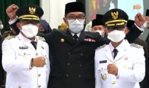 Bupati dan Wakil Bupati Tasikmalaya usai dilantik oleh Gubernur Jabar