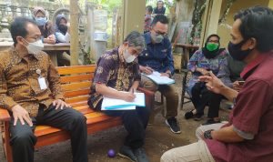 Dirjen PEnanggulangan Fakir Miskin dari Kementrian sosial sedang melakukan monitoring di Kabupaten Ciamis