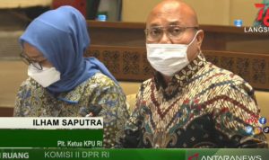 Tangkapan layar Ketua KPU RI Ilham Saputra dalam rapat dengar pendapat (RDP) bersama Komisi II DPR, Bawaslu dan DKPP di Gedung Senayan, Jakarta, Senin (6/9/2021). ANTARA/Fauzi Lamboka