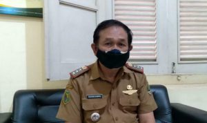 Camat Cicalengka Optimis Pilkades Dapat Terlaksana Camat Cicalengka, Entang Kurnia saat ditemui di kantornya, beberapa waktu lalu. (Yanuar Baswata/Jabar Ekspres)