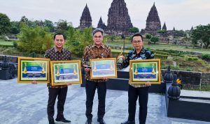 bank bjb Raih 4 Penghargaan di Ajang Human Capital Award VII-2021 bank bjb Raih 4 Penghargaan di Ajang Human Capital Award VII-2021