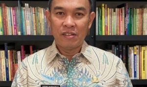 Filantropi Wakaf Buku Ateng Kusnandar Adisaputra.