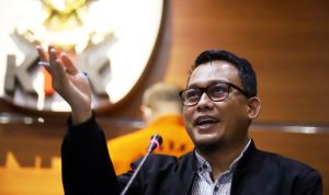Hasil Survei, Tingkat Kepercayaan Masyarakat Terhadap KPK Anjlok Juru Bicara KPK Ali Fikri. (Dery Ridwansah/JawaPos.com)