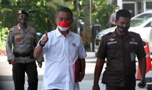 Ketua DPRD DKI Prasetyo Edi Marsudi memenuhi panggilan Komisi Pemberantasan Korupsi (KPK) Selasa, (21/9/2021). Prasetio akan dimintai keterangan seputar kasus dugaan korupsi pengadaan tanah di Munjul, Pondok Rangon, Jakarta Timur. (Dery Ridwansah/ JawaPos.com)