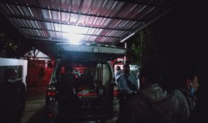 Warga Binaan Asal Sukabumi Jadi Korban Kebakaran Lapas Tanggerang Jenazah Adam Maulana warga binaan Lapas Kelas I Tangerang, Banten warga Desa Cimerang, Kecamatan Purabaya, Kabupaten Sukabumi, Jabar korban meninggal dunia yang sebelumnya selamat dan mengalami luka berat akibat tragedi kebakaran lapas pada Rabu, (8/9) dini hari tiba di rumah duka di Desa Sukamanah, Kecamatan Cugenang, Kabupaten Cianjur, Jabar. (Antara/Istimewa)