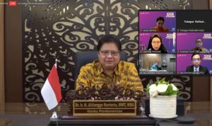 Menteri Bidang Perekonomian Airlangga Hartarto ketika menjadi pembicara dalam acara virtual yang digelar PPI
