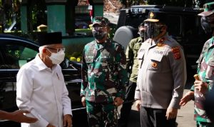Pangdam III/Siliwangi Dampingi Wapres Tinjau PTM dan Serbuan Vaksin di Bogor Pandam III Siliwangi bersama Wakapolda Jabar ikut mendampingi kunjungan Wapres