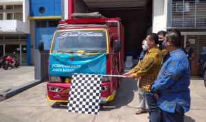 Dalam rangka meningkatkan ketersediaan oksigen di Jawa Barat, PT. Amerta Indah Otsuka kini telah mendonasikan sebanyak 450 tabung oksigen dan 100 unit regulator untuk masyarakat di Jawa barat.