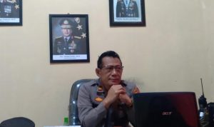 Kapolsek Cibugel, Iptu Ucu Abdurahman di ruang kerjanya, Kamis (3/9). (Yanuar Baswata/Jabar Ekspres)