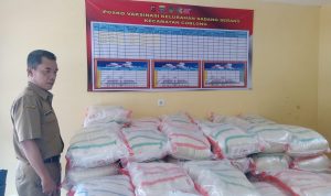 Sudah Divaksin, Sebagian Besar Pedagang di Sadang Serang Kasi Pemerintahan Kelurahan Sadang Serang, Yanti Sahriyat.