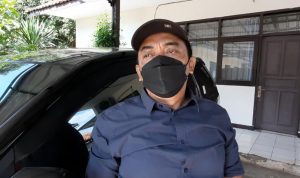 Camat Cimanggung, Dikdik Syeh Rizki di kantor kecamatan. (Yanuar Baswata/Jabar Ekspres)