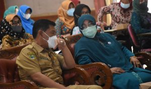 Waspadai Era Digital, Bentengi Anak Dengan Agama Tim Penggerak Pemberdayaan Kesejahteraan Keluarga (TP PKK) Kabupaten Bandung menggelar Pertemuan Orientasi Pola Asuh Anak, Remaja (PAAR) dan Lansia.