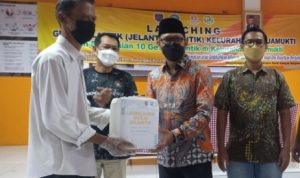 Wujudkan Depok Bebas Sampah, Kelurahan Harjamukti Sediakan 10 Gerai untuk Minyak Jelantik