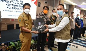 Pemerintah Kabupaten (Pemkab) Bandung terima 629.720 dosis vaksin dari Kementerian Kesehatan (Kemenkes) RI melalui Dinas Kesehatan (Dinkes) Provinsi Jabar, Senin (27/9).
