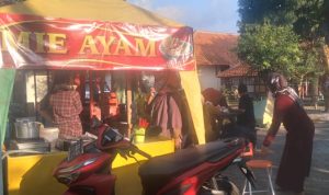 Pelaku usaha GAPPURA di Kecamatan Tanjungsari, Kabupaten Sumedang pada Selasa (28/9). (Yanuar Baswata/Jabar Ekspres)