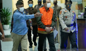 Fantastis, Kekayaan Azis Syamsuddin Rp100 Miliar