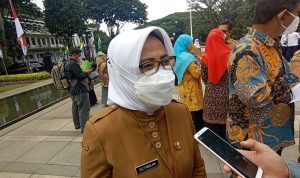 minimarket bandung aplikasi pedulilindungi