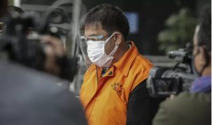 Tersangka Direktur PT Aldira Berkah Abadi Makmur, Rudi Hartono Iskandar usai menjalani pemeriksaan di gedung KPK, Jakarta, Selasa (7/9/2021). ANTARA FOTO/Dhemas Reviyanto/rwa.