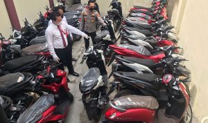 48 Motor Ilegal Disimpan Digudang di Cirebon, Rencananya Mau Diselundupkan ke Luar Negeri Barang bukti sepeda motor baru yang akan diselundupkan dari Cirebon ke Vietnam dan Timor Leste. Foto: Okri Riyana/Radar Cirebon