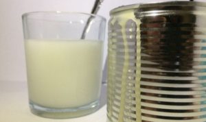 susu kental manis diseduh