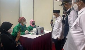 Wapres Tinjau Vaksinasi di Masjid Al-Jabbar Bandung vaksinasi masjid al-jabbar