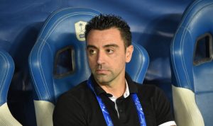 Pelatih Al Sadd's asal Spanyol Xavi Hernandez menyaksikan laga semifinal leg kedua AFC Champions League antara klub Qatar Al Sadd melawan klub Arab Saudi Saudi' Al Hilal di Riyadh, pada 22 Oktober 2019. ANTARA/AFP/Fayez Nureldine