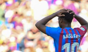 Gelandang serang Barcelona asal Spanyol, Ansu Fati saat bermain di laga El Clasico lawan Real madrid di Camp Nou pada 24 Oktober 2021. ANTARA/AFP/LLUIS GENE.