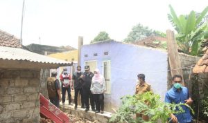 Dewan Perwakilan Rakyat Daerah (DPRD) Provinsi Jawa Barat (Jabar) meminta agar pemerintah bisa menaikkan anggaran untul Program Rumah Tidak Layak Huni (Rutilahu) di Kabupaten Subang dari Rp17,5 juta menjadi Rp25 juta per unit rumah. (ANTARA/HO-Humas DPRD Jabar)