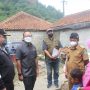 Anggota DPRD Jabar Mohammad Ichsan ketika meninjau Ruttiahu di Desa Cibeusi Subang