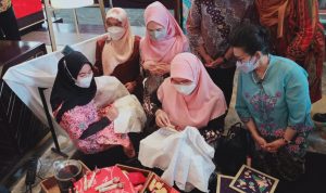 Sambut Hari Batik Nasional, Pullman Bandung Grand Central Gelar Pameran Batik Eksklusif