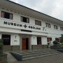 museum geologi bandung buka